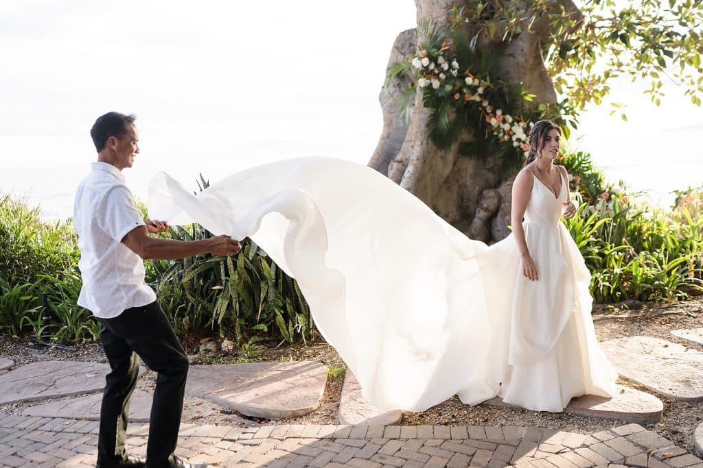 best-wedding-coordinator-on-maui - Ann Arbor Wedding Photographer best-wedding-coordinators-on-maui-helping-bride-with-dress